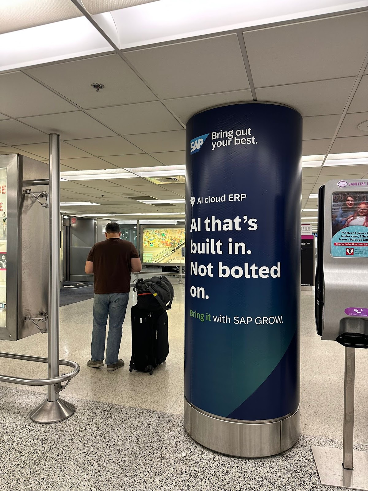 MIA Arrivals Column Wrap — proof of posting photo 22